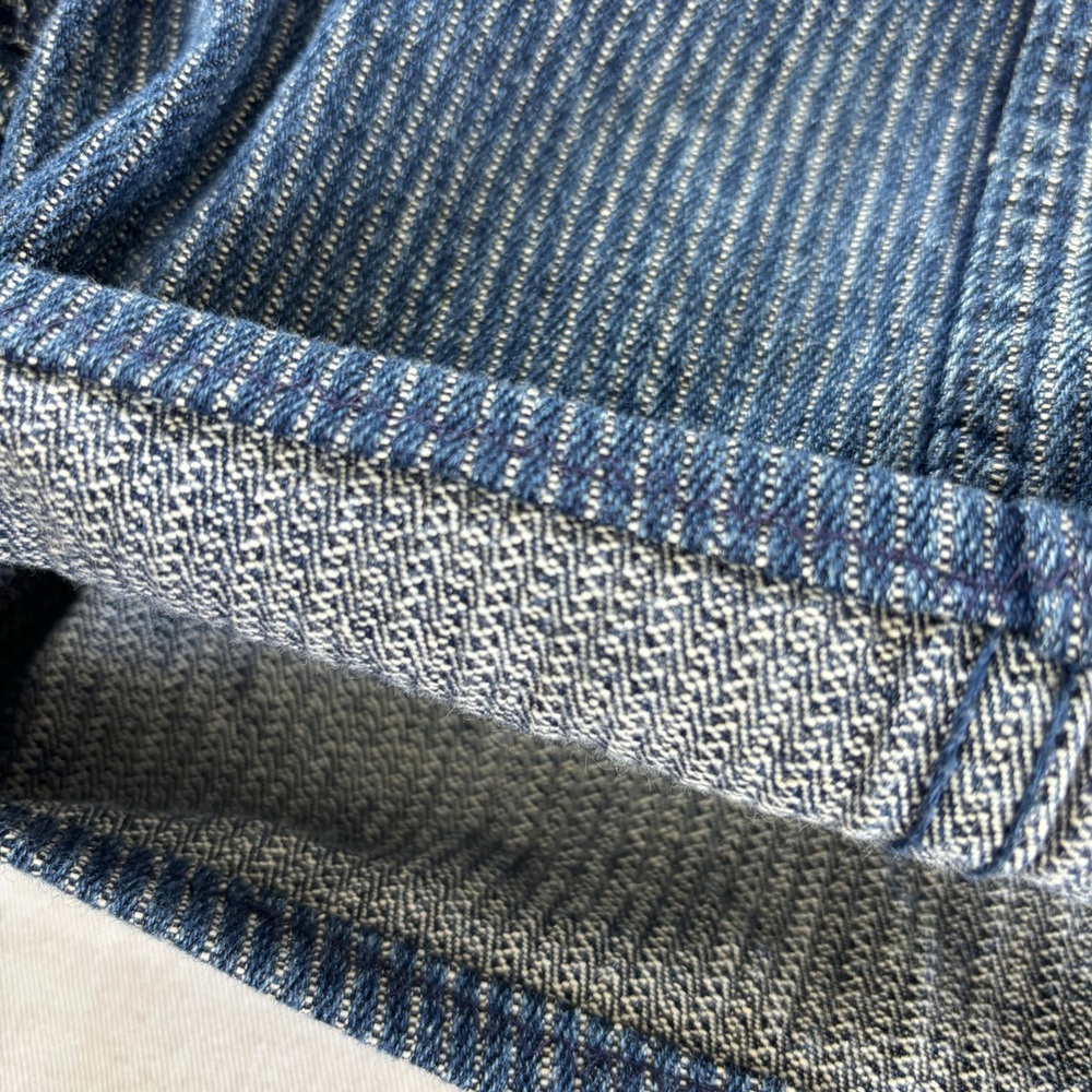 Vintage 90s Y2K High Rise Blue Hickory Stripe Denim Jean Shorts Small 26 - Picture 10 of 15